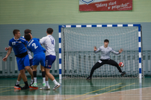 Mecz drugiej ligi piłki ręcznej mężczyzn: Grupa Azoty Unia II Tarnów - MOSiR Bochnia